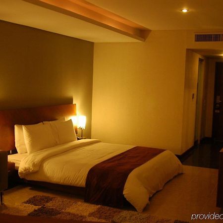 Hotel One Sialkot Værelse billede